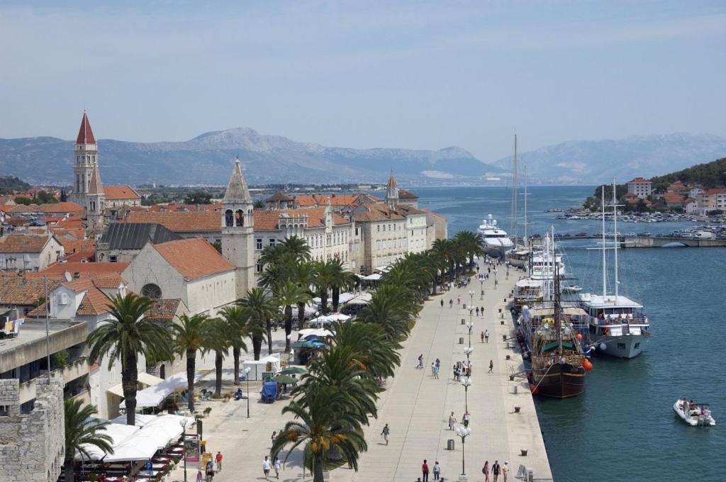 Orange Tree Garden Lägenhet Trogir Exteriör bild